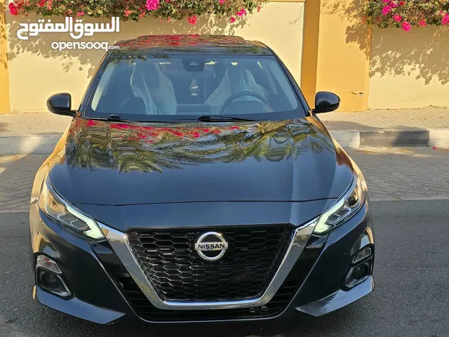 أوراق جمارك 2020 فل اوبشن SL قيادة ذاتية مكيف خلفي فتحة سقف مقاعد جلد