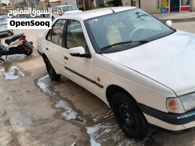 2012 Peugeot 405
