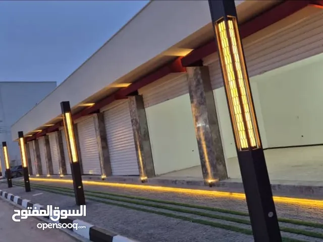 محلات للايجار الرحبه على شارع القصر الرئيسي