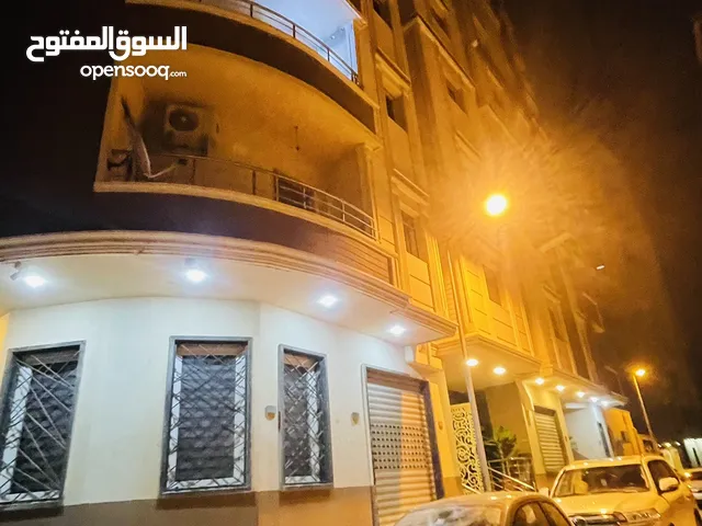 165 m2 2 Bedrooms Apartments for Rent in Tripoli Zawiyat Al Dahmani