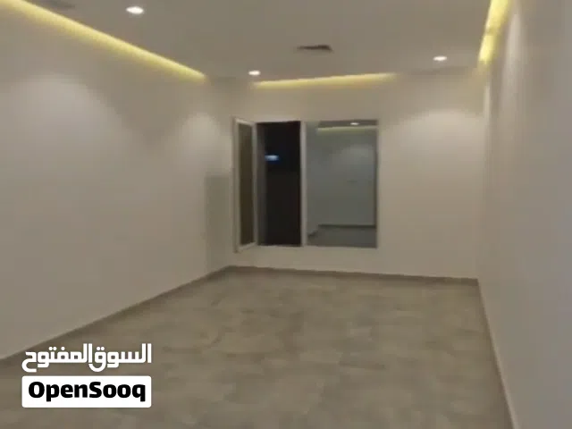 1000 m2 4 Bedrooms Apartments for Rent in Hawally Salwa
