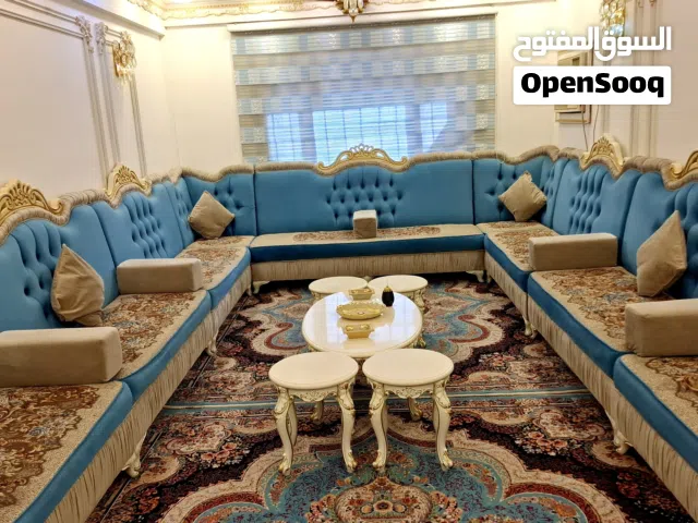 ديوان ملكي تفصال مع طبلات مع زوالي كاشان يباع الكل معآ او كل ماده على حدا