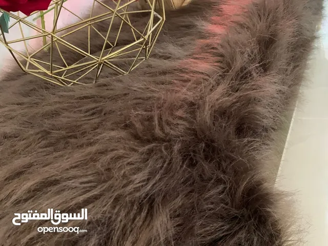 متفرقات للبيع غاز 4عيون منظر سمك وسجاد فرو وصحون ومايكرويف للبيع بداعي السفر لايوجد توصيل وشكرا