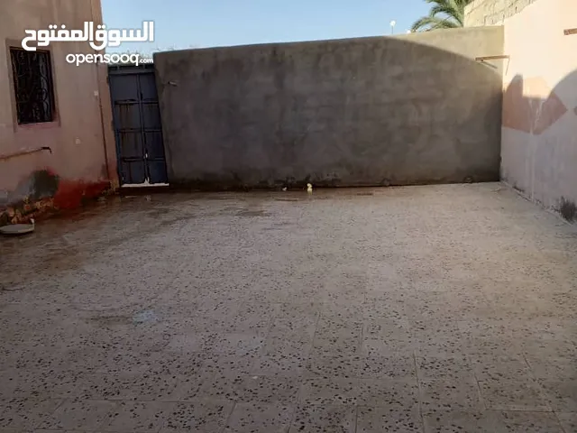 80 m2 2 Bedrooms Townhouse for Rent in Tripoli Al-Bivio