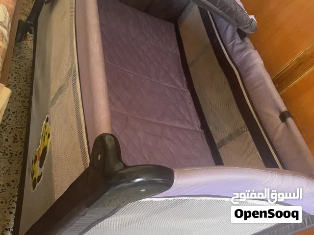 سرير اطفال