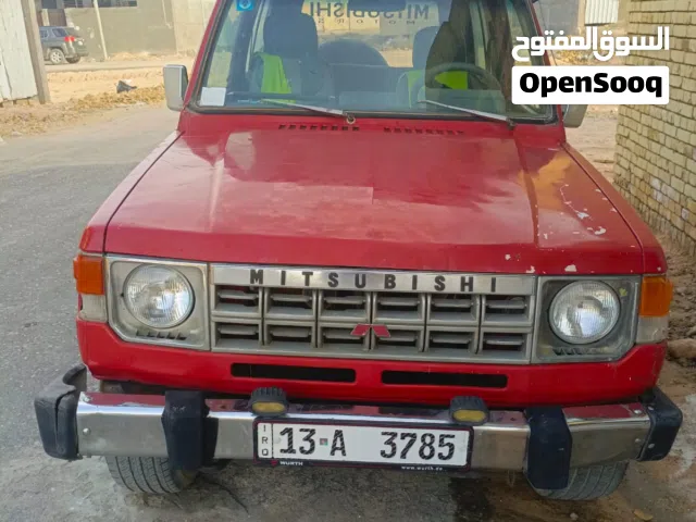 1991 ميتسوبيشي باجيرو GLS