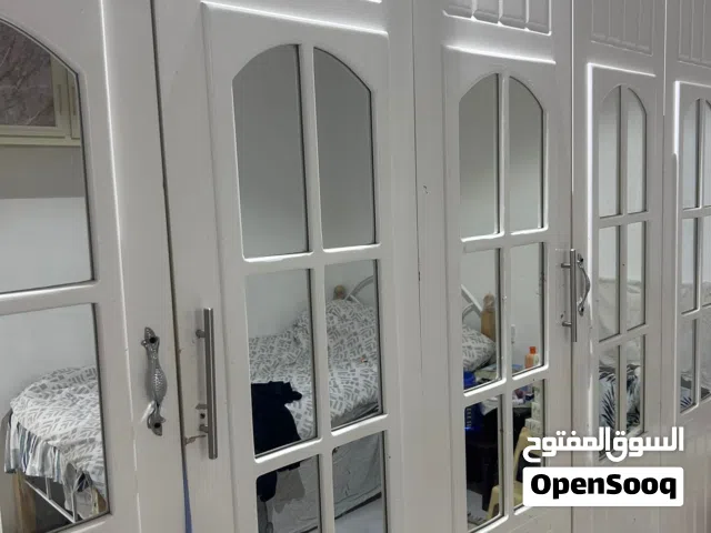 خزانة و تسريحه