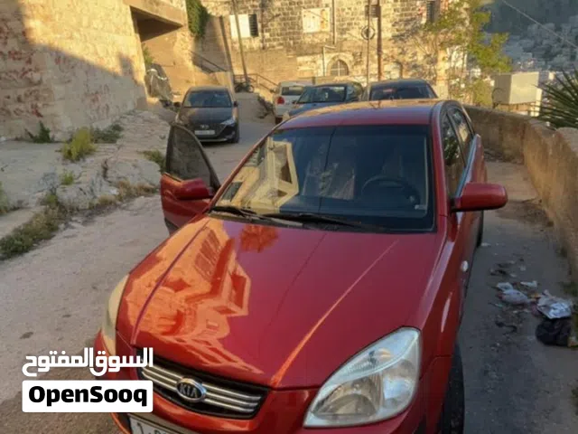 2008 كيا ريو Standard