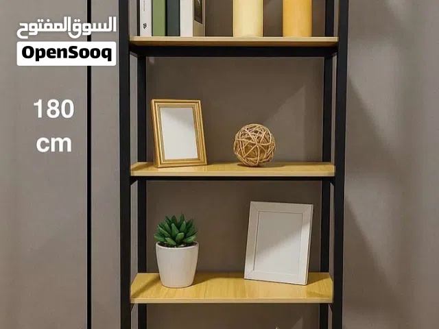 رفوف جميلة وانيقة متوفرة بكميات فرصة