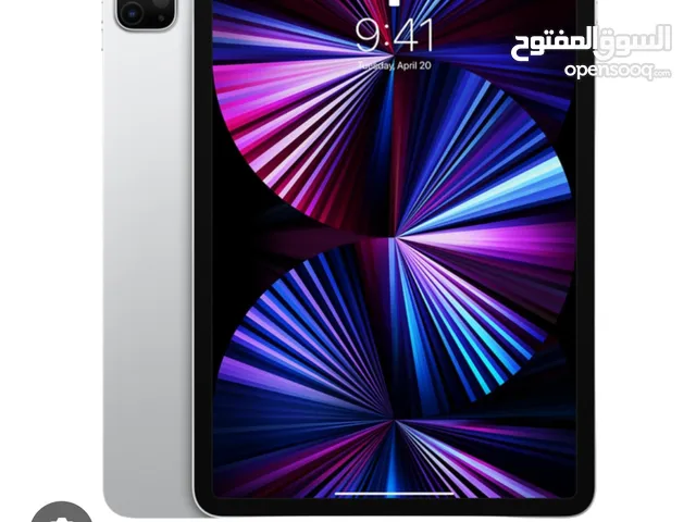 Ipad pro 11 inch 128 GB  بحالة الجديد البطارية قرابة 95%
