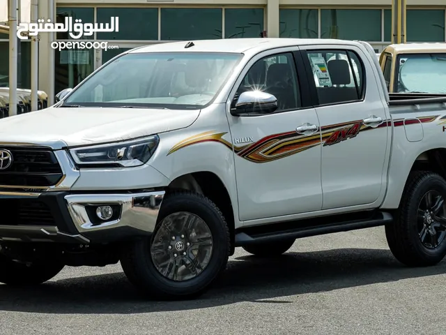 TOYOTA HILUX GLX FULL OPTION 2024 GCC ZERO KMتقبل التصدير للسعودية و العراق و جميع الدول