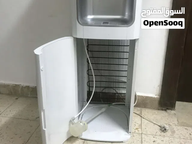 كولر ماء شبه جديد يستعمل لكبار السن او للذنوب يعانون من الدسك