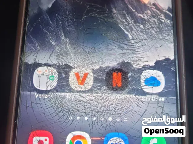 Samsung Galaxy S20 FE 5G 128 GB in Sana'a