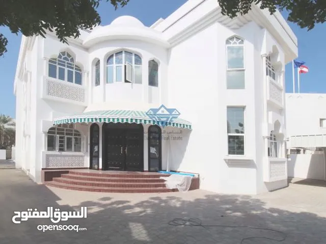 350m2 5 Bedrooms Villa for Sale in Muscat Qurm