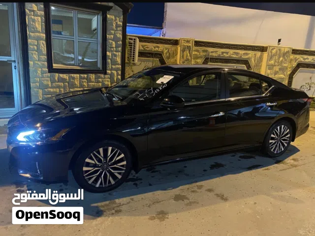 2023 نيسان التيما SV