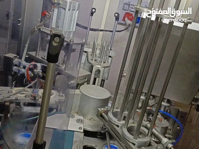 ماكنات تعبئة كاسات ماء وعصائر والبان وجلي ..( تركي )مستعمل بوضع ممتاز