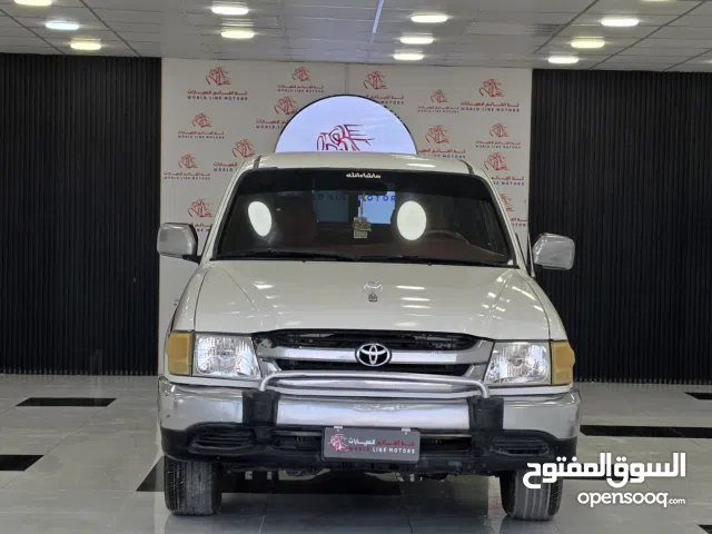 قدامك أسطورة الشاصي Toyota Hilux 2005 — سيارة ما تعرف كلمة تعب ولا تخذلك في البر ولا في الشغل الثقيل