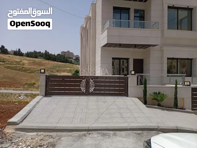 160 m2 3 Bedrooms Apartments for Sale in Amman Abdoun