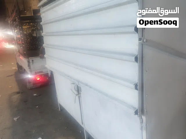 كشك بفتح من الجهتين يصلح لعدة اعمال