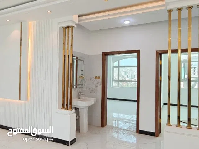 172 m2 3 Bedrooms Apartments for Sale in Sana'a Al Sabeen