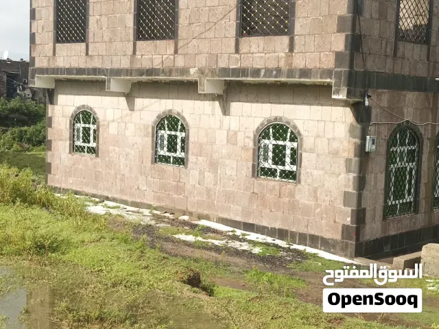 36 m2 3 Bedrooms Townhouse for Sale in Ibb Other