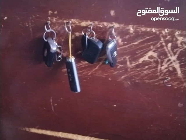 مطلوب مفتاح ID4 مستعمل بسعر مناسب