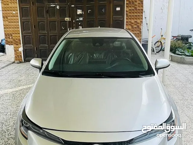 Toyota corolla hybrid 2021