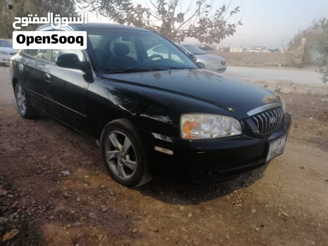2000 هيونداي افانتي Standard