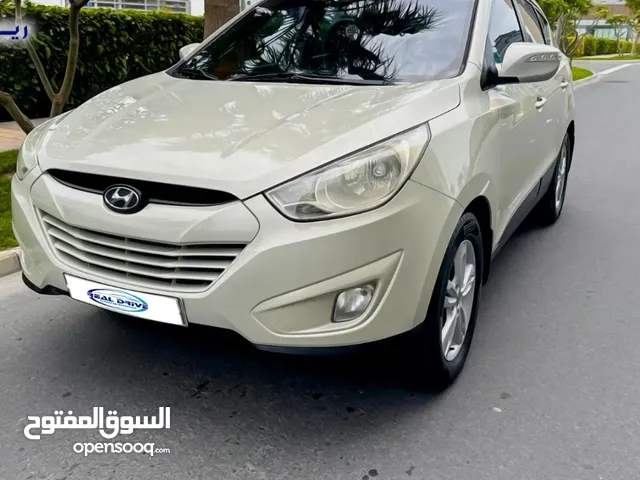 HYUNDAI TUCSON FULL OPTION WITH SUNROOF SINGLE OWNER CAR FOR SALE