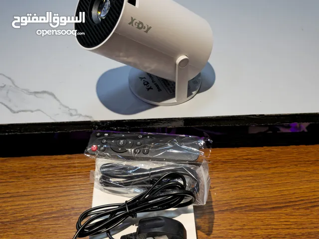 داتا شو جهاز عرض ذكي محمول يعمل بنظام Android 11.0.