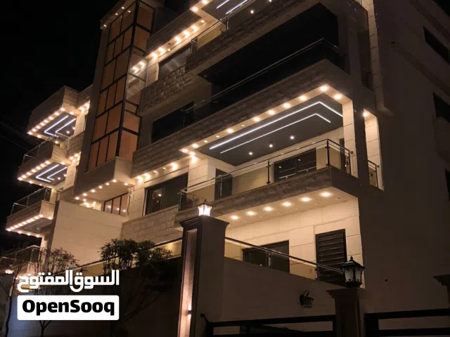 شقة طابق اخير مع روف للبيع بسعر لقطه  طريق السلام بالقرب من دوار الاتصالات مرج الحمام