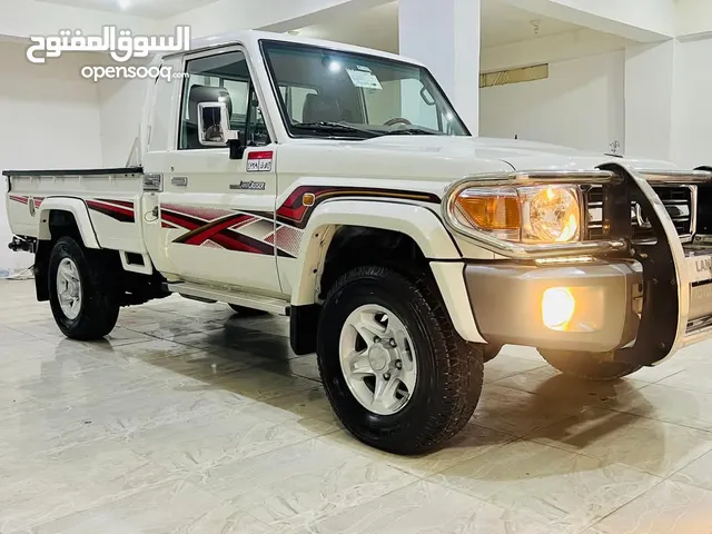 تويوتا لاندكروزر شاص فطيمي جميع الكماليات 2014 حاله الزيرو