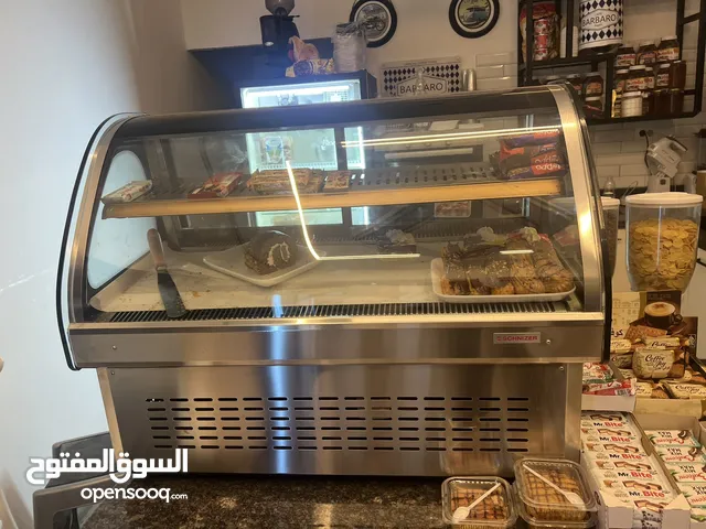 تلاجة عرض حلويات للبيع