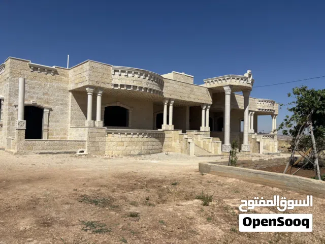 600 m2 More than 6 bedrooms Villa for Sale in Irbid An-Nuayyimah
