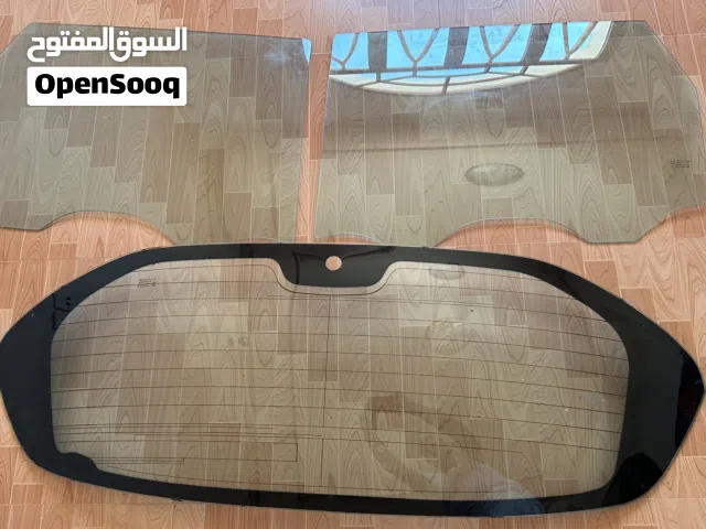 زجاج الخلفي للسياره مع زجاج الابواب الخلفيه