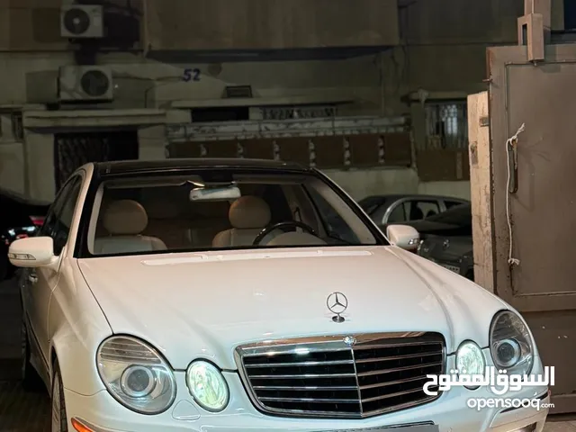 مرسيدس بنز E200 2004