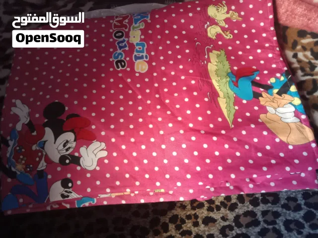 طقم سرير اطفال جديد بدون علبه بنصف تمنه لسرعه البيع 250ج