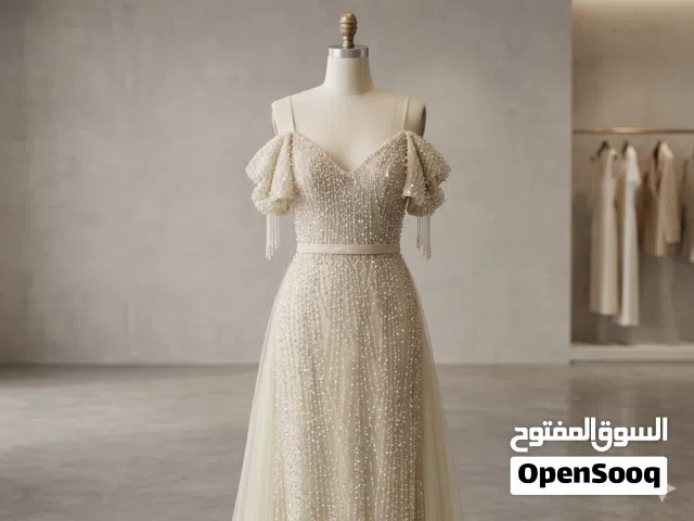 فستان سهرة طويل اصفر