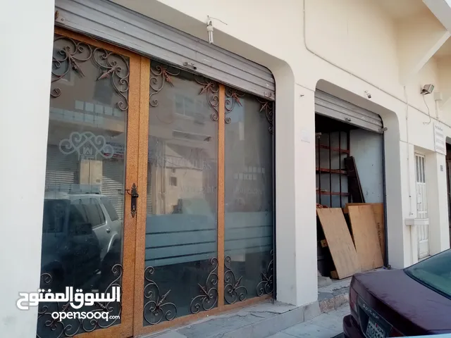 ارخص محل شترين42م CheapestShop 2Shutters 42m