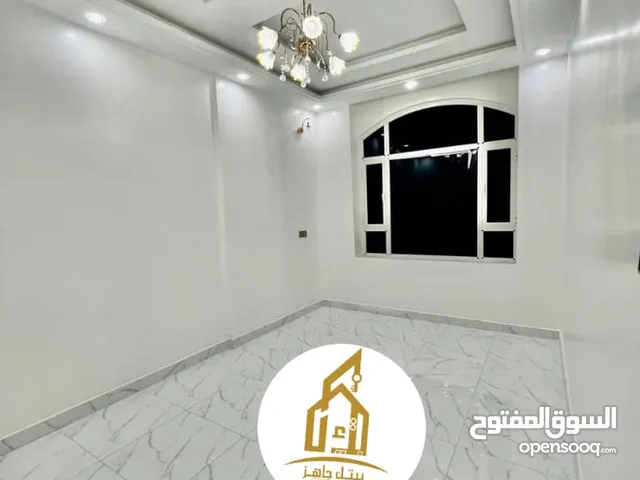 170m2 4 Bedrooms Apartments for Sale in Sana'a Bayt Baws