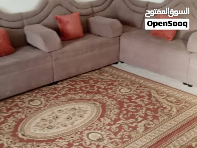 125 m2 3 Bedrooms Apartments for Rent in Mafraq Al-Hay Al-Hashmi