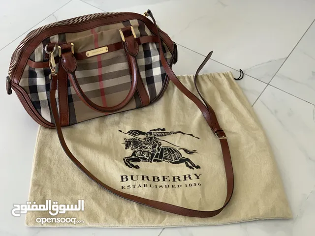 Burberry and guess 
Both original bags 
Burberry for 25
Guess for 8