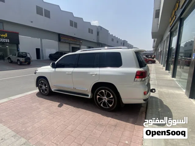 2020 Toyota Land Cruiser GXR