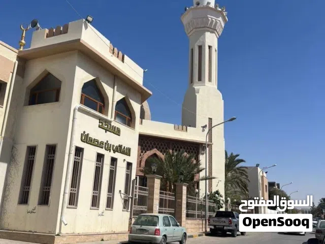600 m2 5 Bedrooms Villa for Sale in Tripoli Hai Alandalus