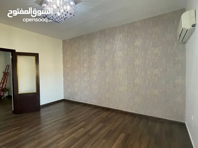 155 m2 3 Bedrooms Apartments for Rent in Tripoli Al-Jamahirriyah St