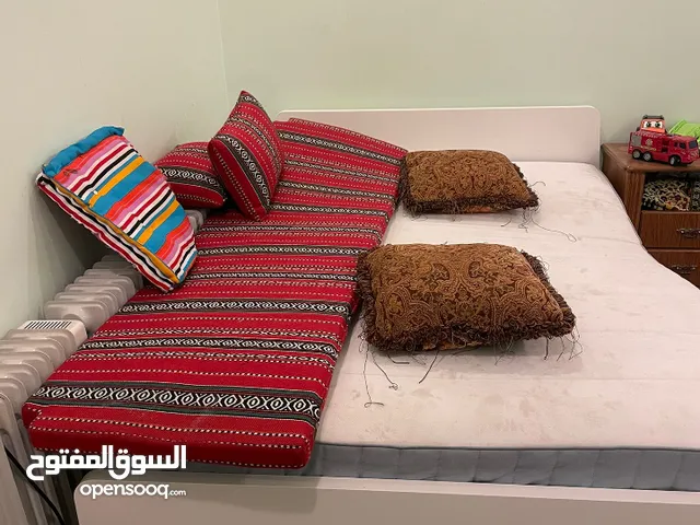سرير نوم موجود في خيطان