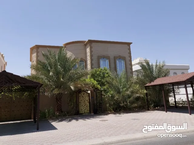 670 m2 More than 6 bedrooms Villa for Sale in Muscat Al Mawaleh