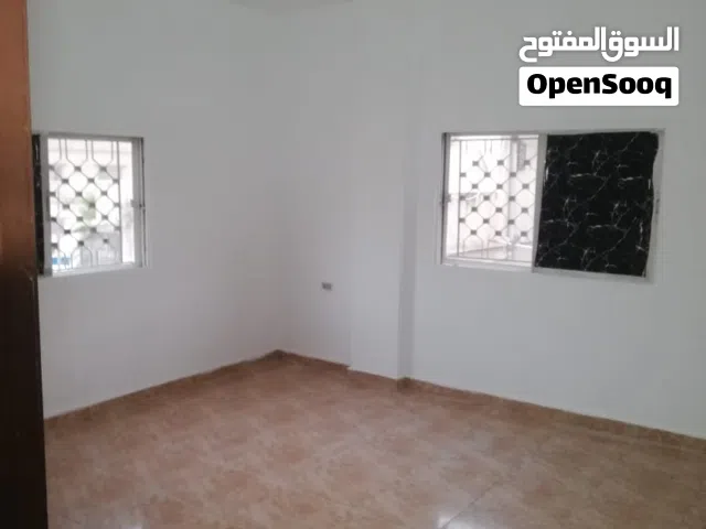 120 m2 2 Bedrooms Apartments for Rent in Zarqa Hay Ma'soom