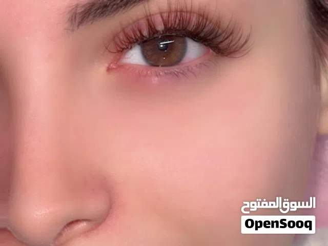 خبيرة تركيب رموش دائمة "Professional Lash Technician"