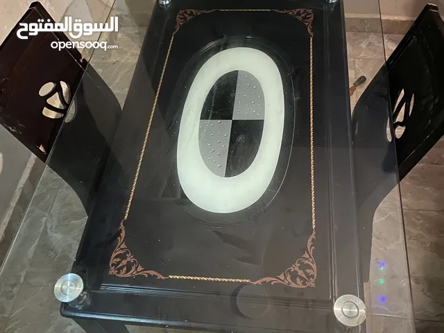 طاولت سفره للبيع خشبً زان وزجاج ضد الكسر